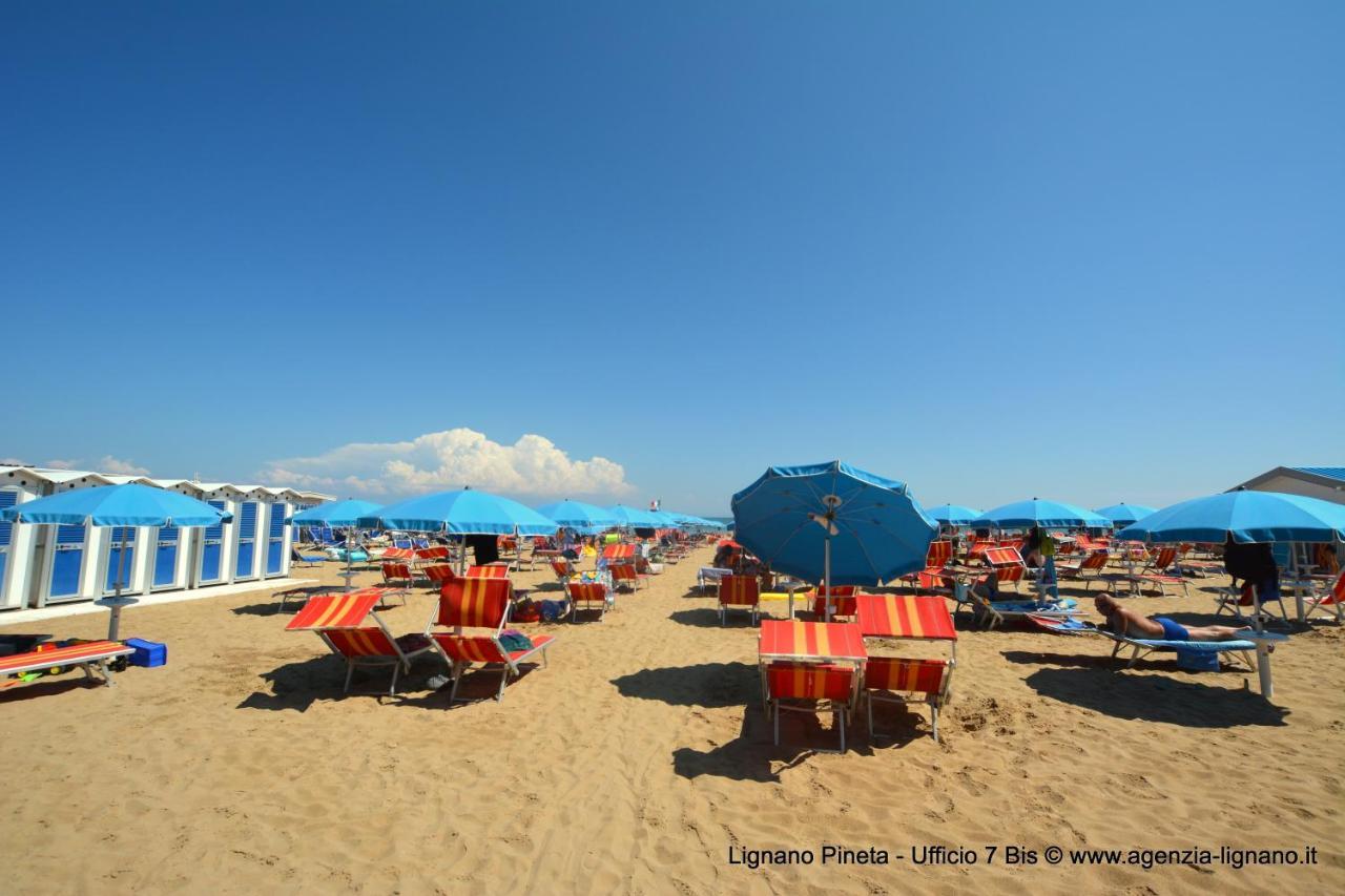 Apartamento Flat In Lignano Pineta Lignano Sabbiadoro Exterior foto