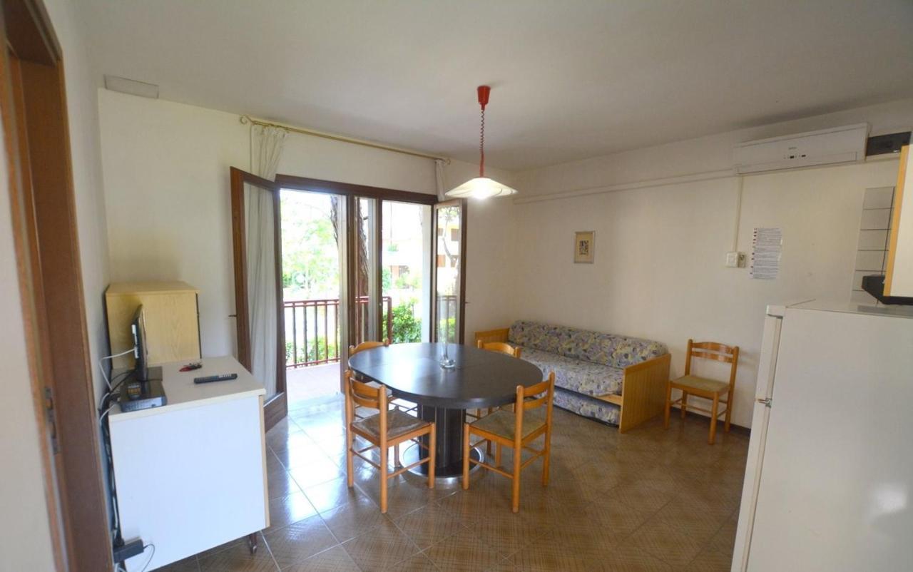 Apartamento Flat In Lignano Pineta Lignano Sabbiadoro Exterior foto